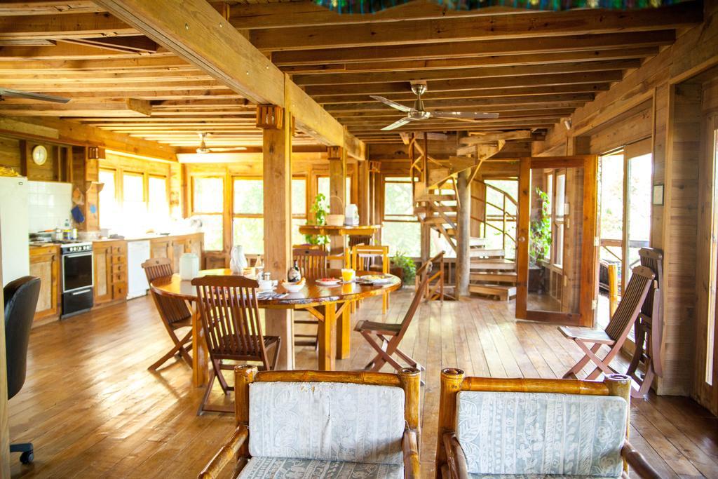 Roatan Bed & Breakfast Apartments West End Εξωτερικό φωτογραφία