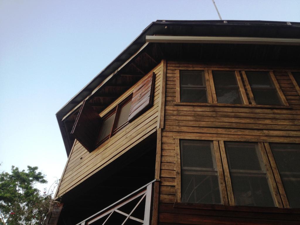 Roatan Bed & Breakfast Apartments West End Εξωτερικό φωτογραφία
