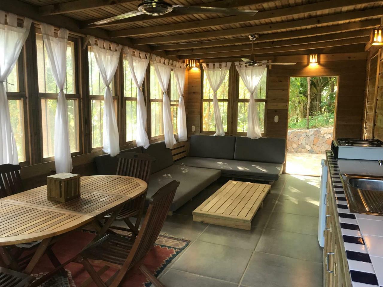 Roatan Bed & Breakfast Apartments West End Εξωτερικό φωτογραφία