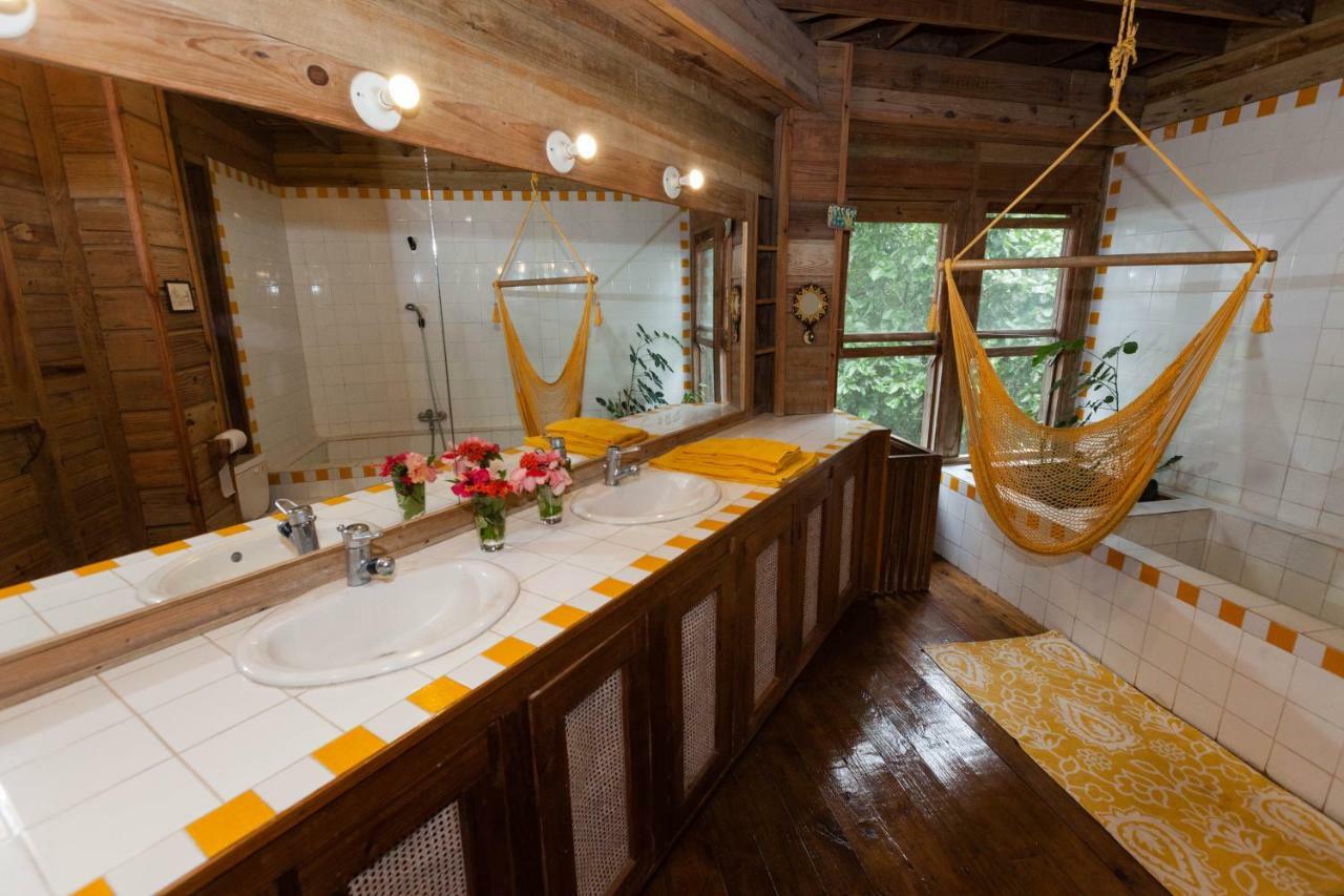 Roatan Bed & Breakfast Apartments West End Εξωτερικό φωτογραφία